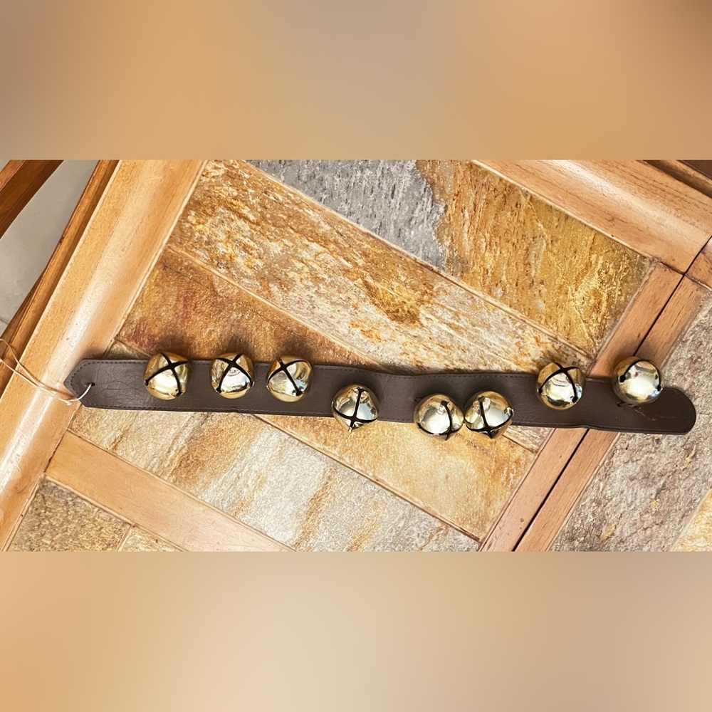 Vintage Sleigh Bells. 8 Brass Bells